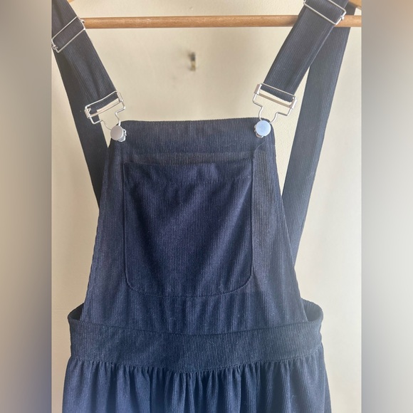 Light cord overall dress - Picture 3 of 9